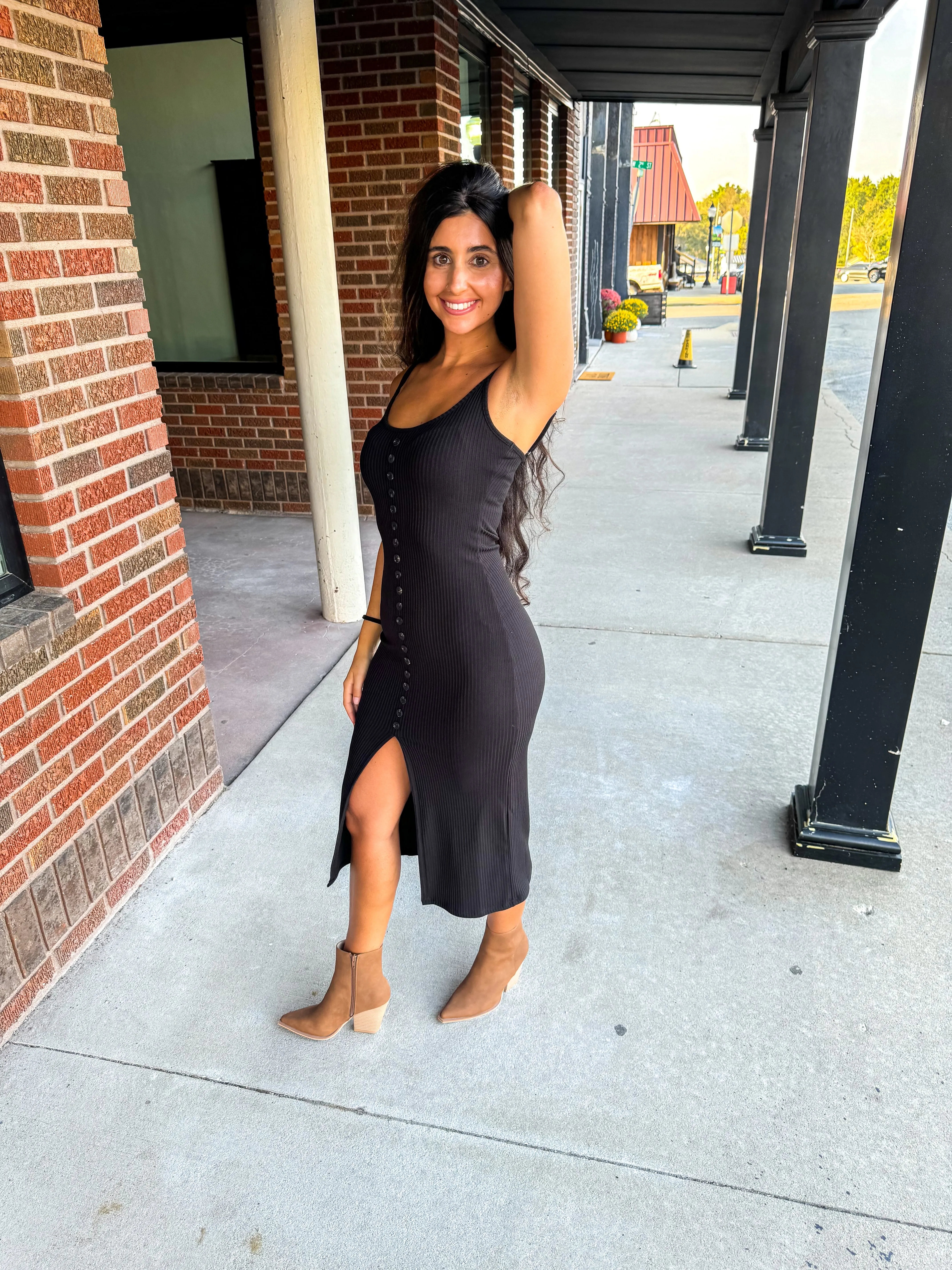 Adeline- Ribbed Knit Midi Dress