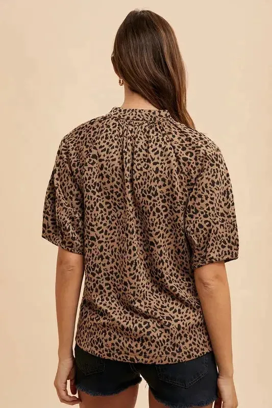 Animal Print Knit Volume Sleeve Blouse – Trendy Statement Piece with Buttoned Detail