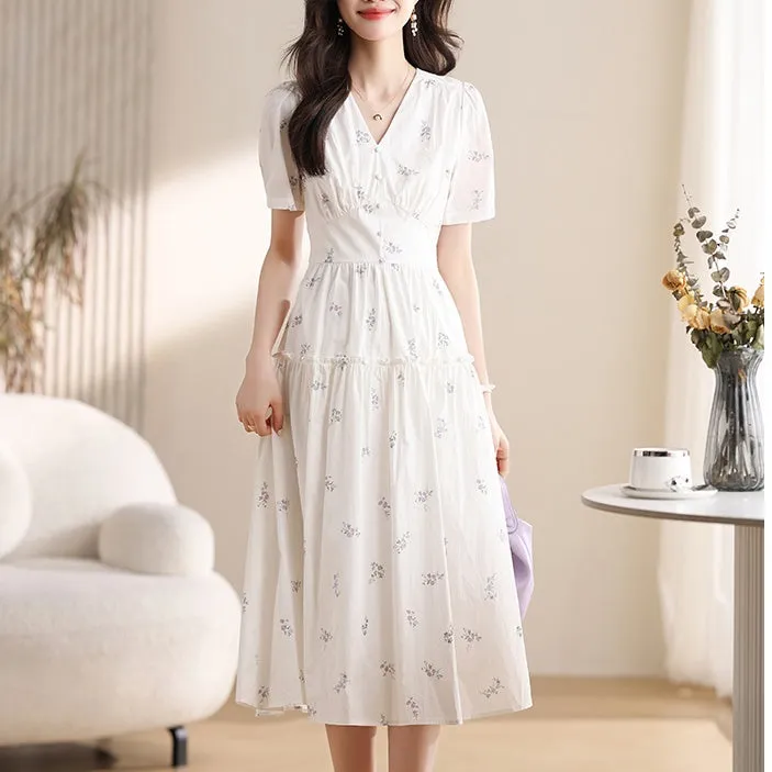 Charming Knee-length A-line Dress in Beautiful Floral Print