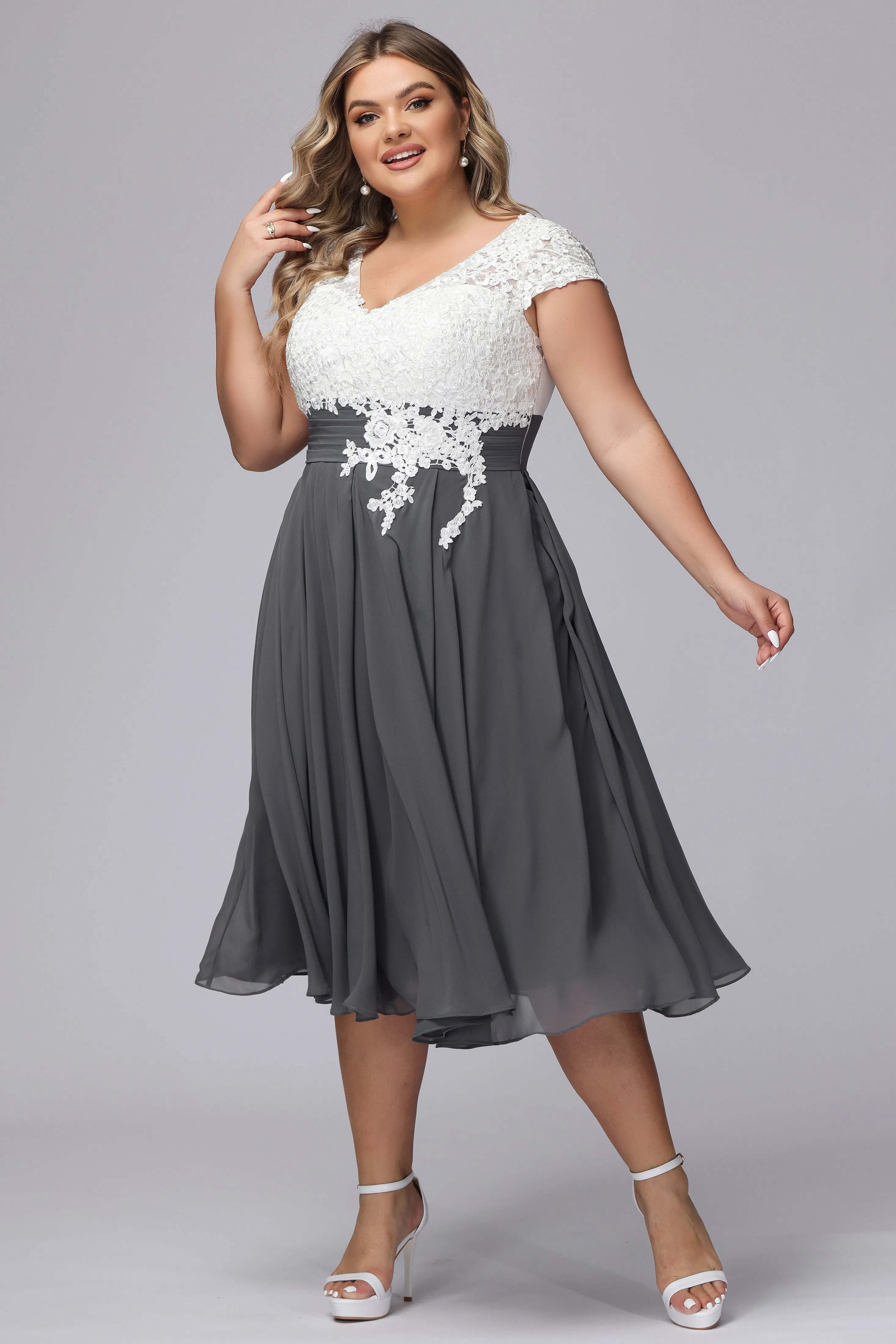 Elegant Lace Top Chiffon Tea-Length Mother of the Bride Dresses