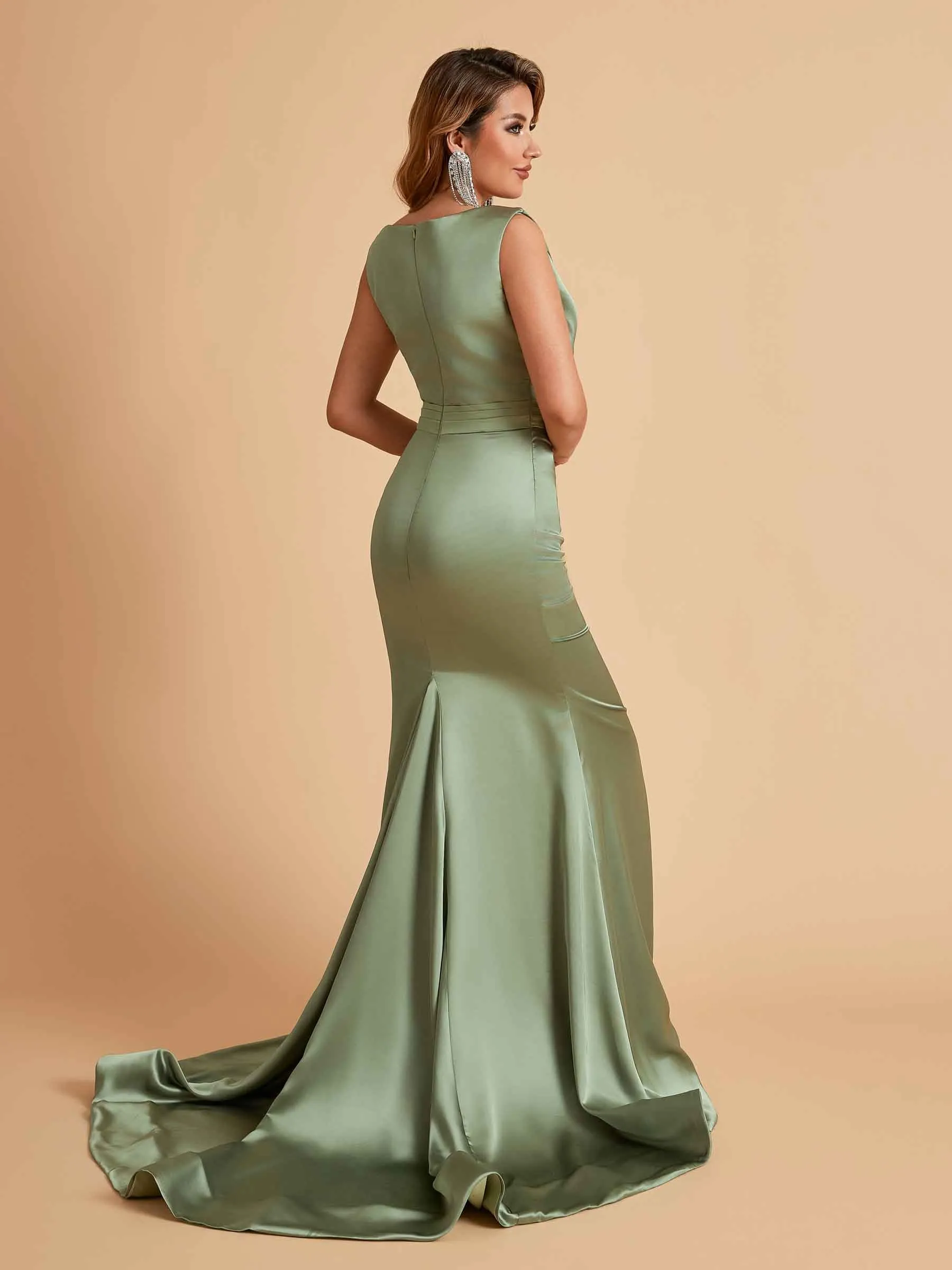 Elegant Satin Sleeveless Pleats Mermaid Bridesmaid Dresses Floor Length