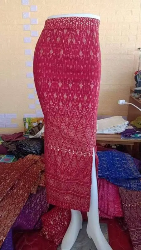 Elegant Thai/Laos Silk Long Skirt with Split - 01-24, Two Sizes Available, Fitted Skirts Size A25-30" & Size B30-40" Drop 35/36" Traditional Thai Clothing, Thailand Skirts and Dresses