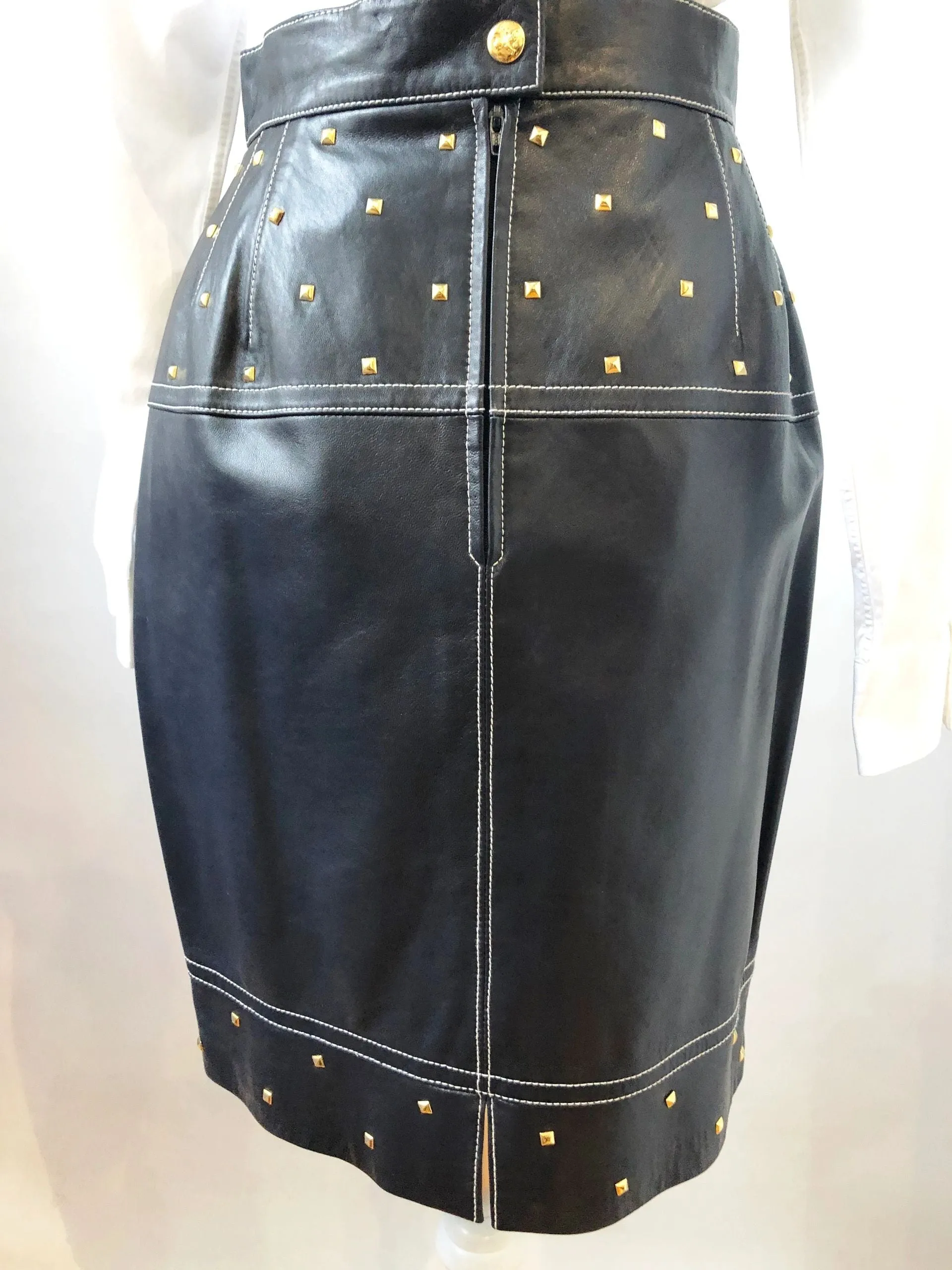 Escada Black Leather Gold Studded Skirt Size 40 De ( 10 Us)
