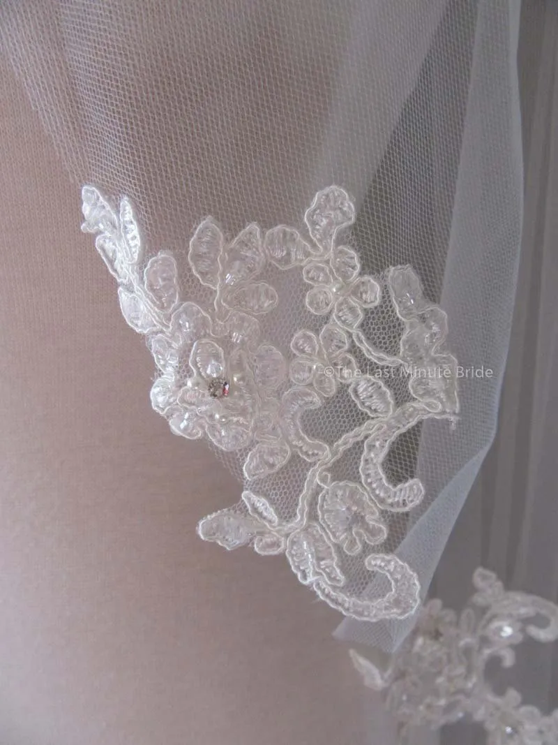 Fingertip Length Veil Style: Lacey