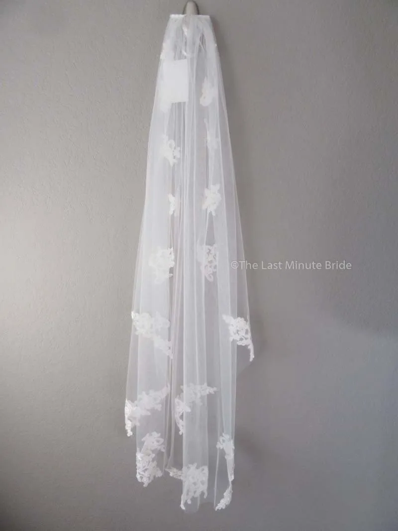 Fingertip Length Veil Style: Lacey