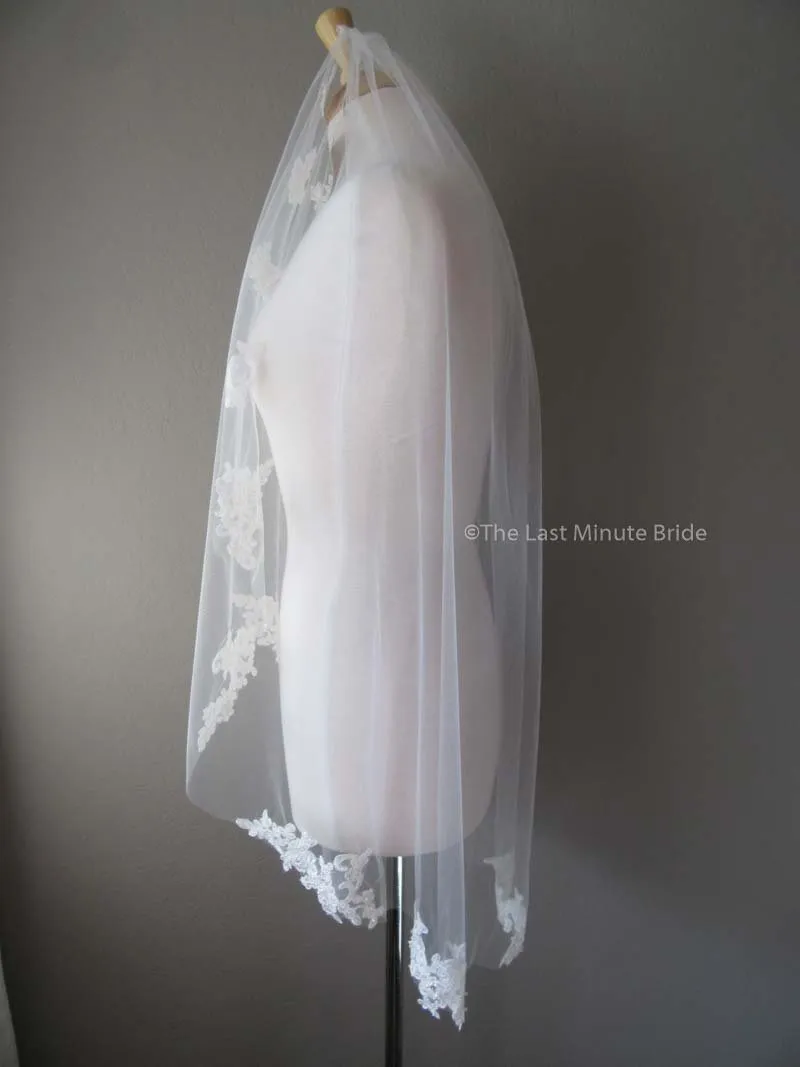 Fingertip Length Veil Style: Lacey