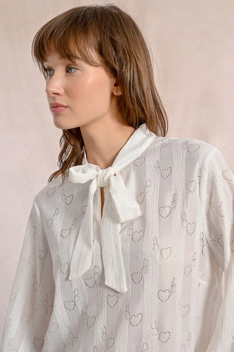 HEART-PATTERNED PUSSY-BOW BLOUSE