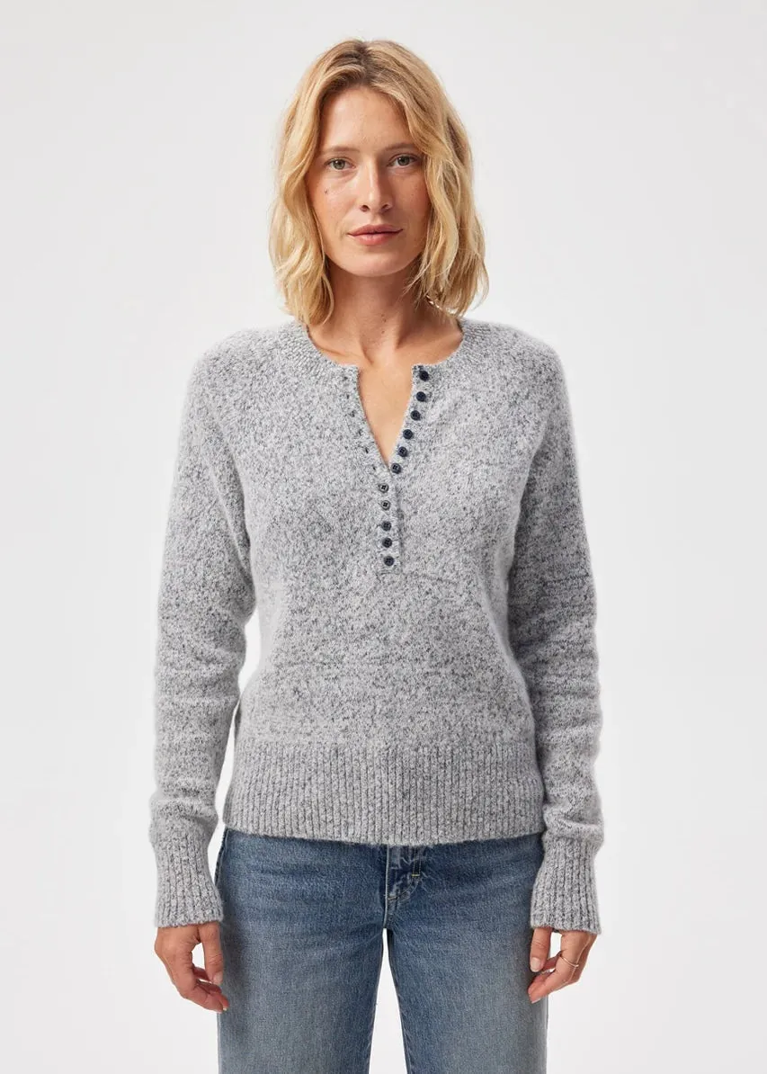 Julianna Henley Sweater (Frost)