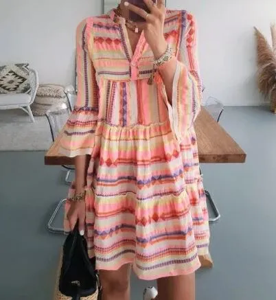 Juliene -Half-length dress with flared sleeves