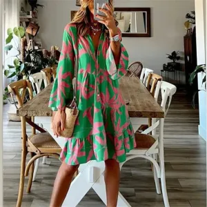 Juliene -Half-length dress with flared sleeves