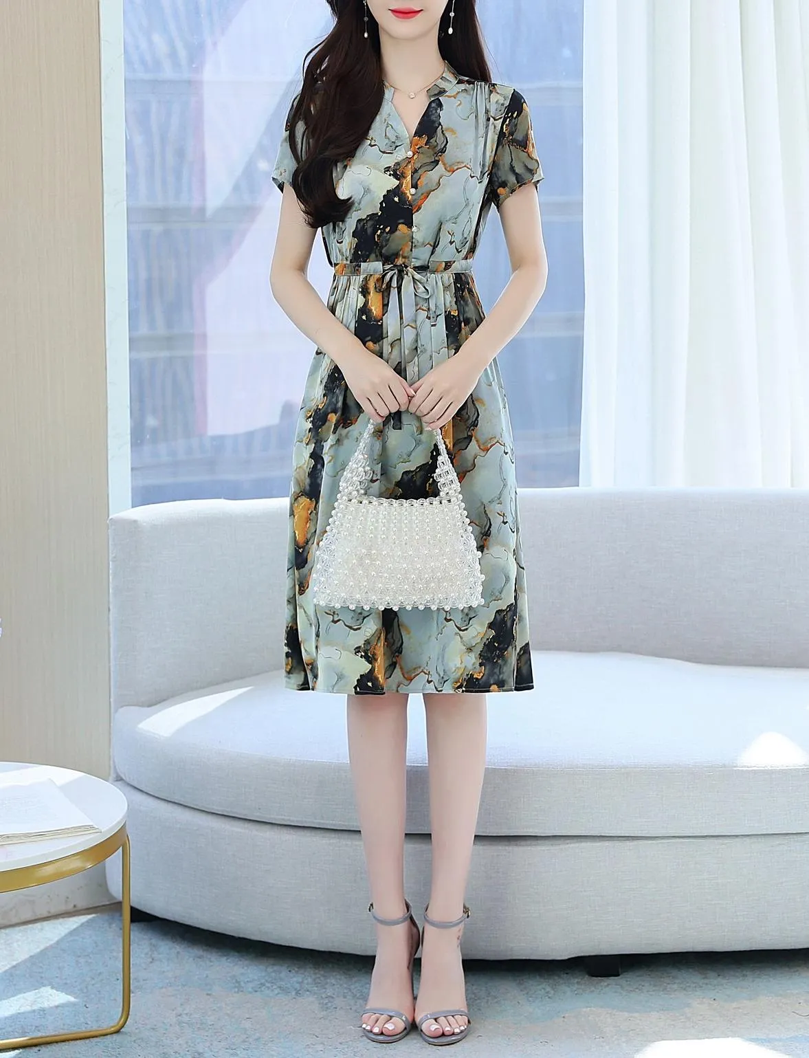 Knee-Length Floral Print Dress with Tie Front