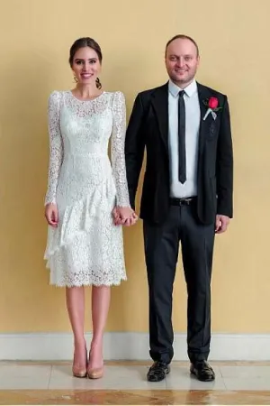 Long Sleeves Lace Informal Wedding Dress Tea-Length