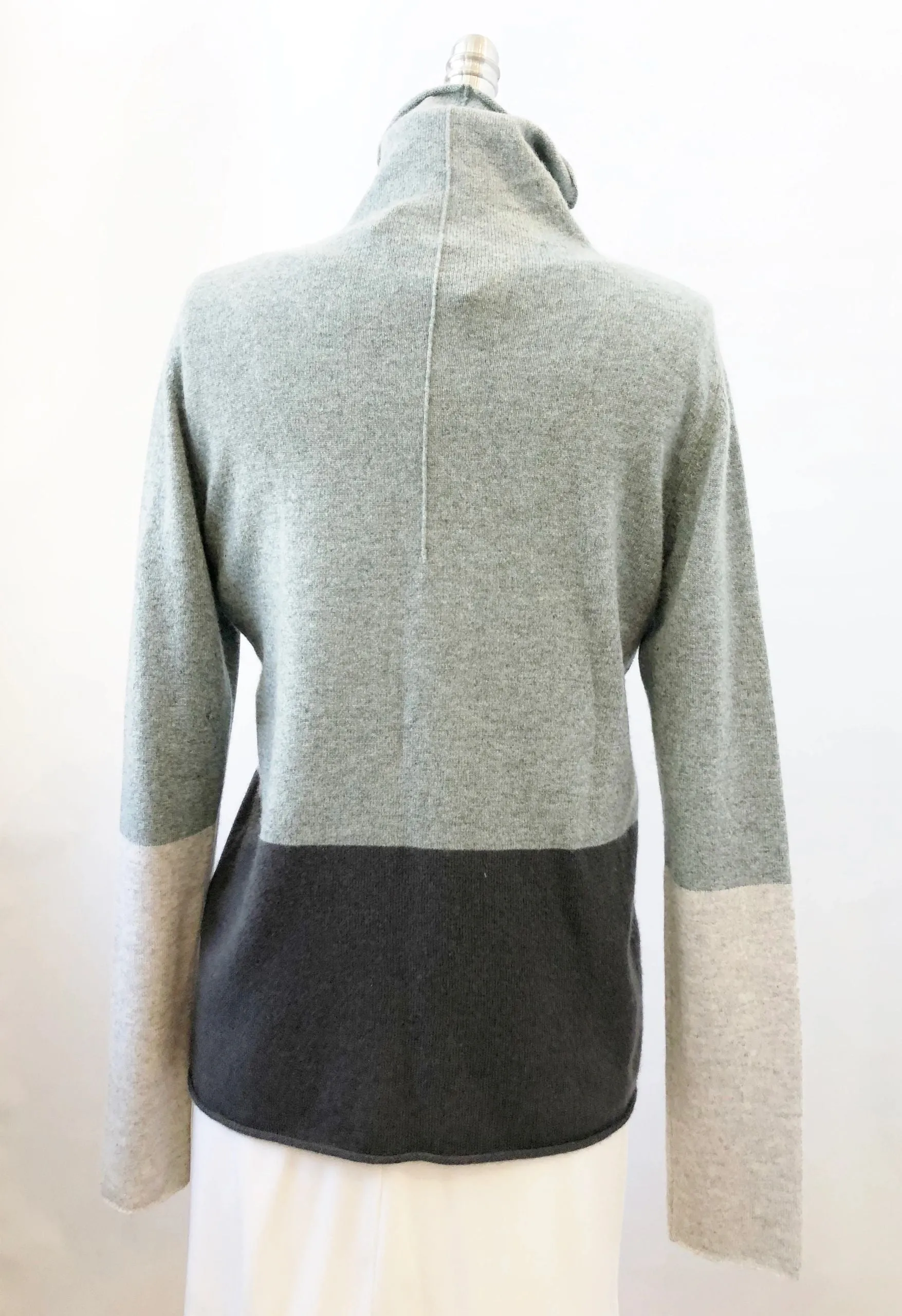 Margaret O'Leary Cashmere Turtleneck Sweater Size L