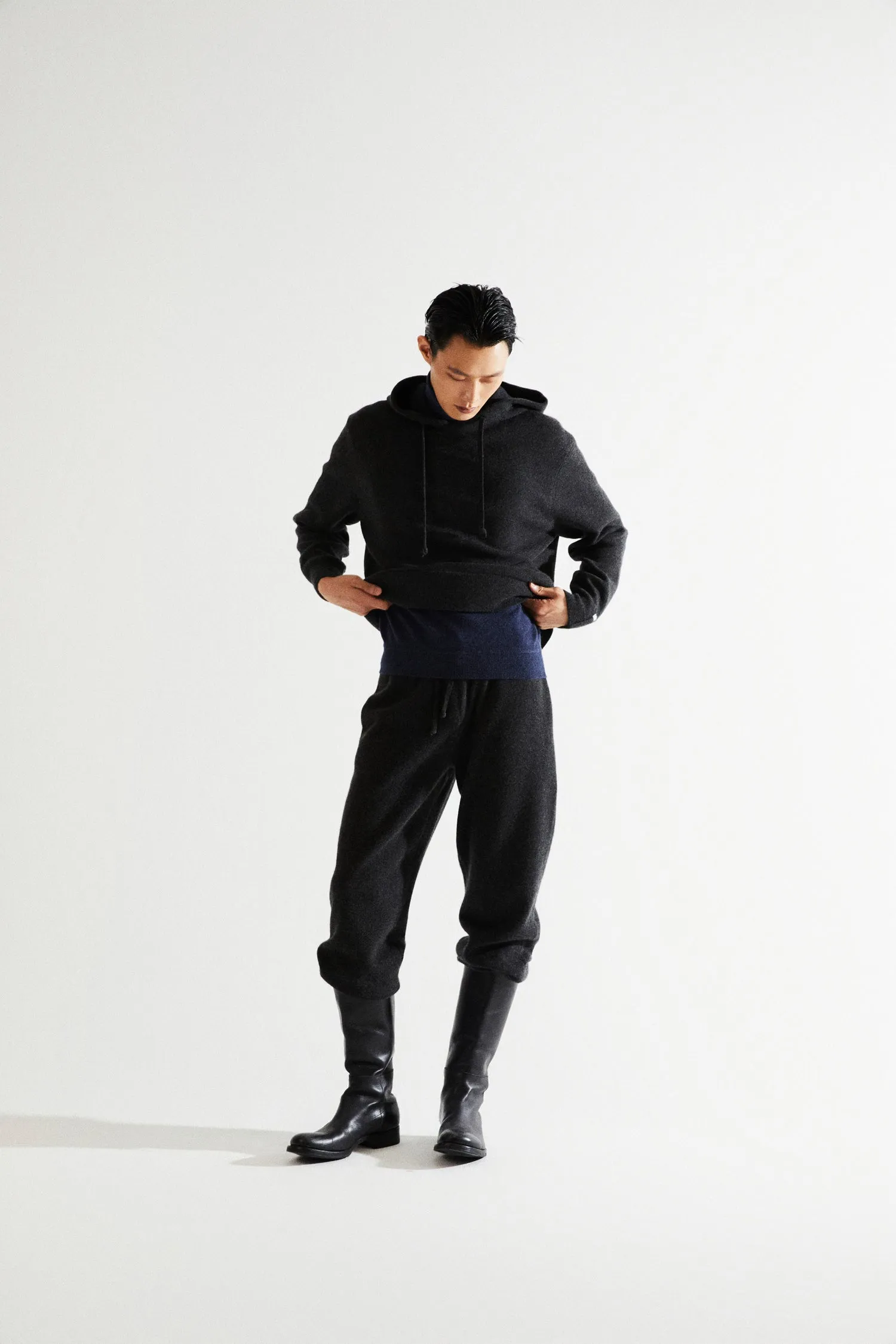 Men Essential Turtleneck Sweater