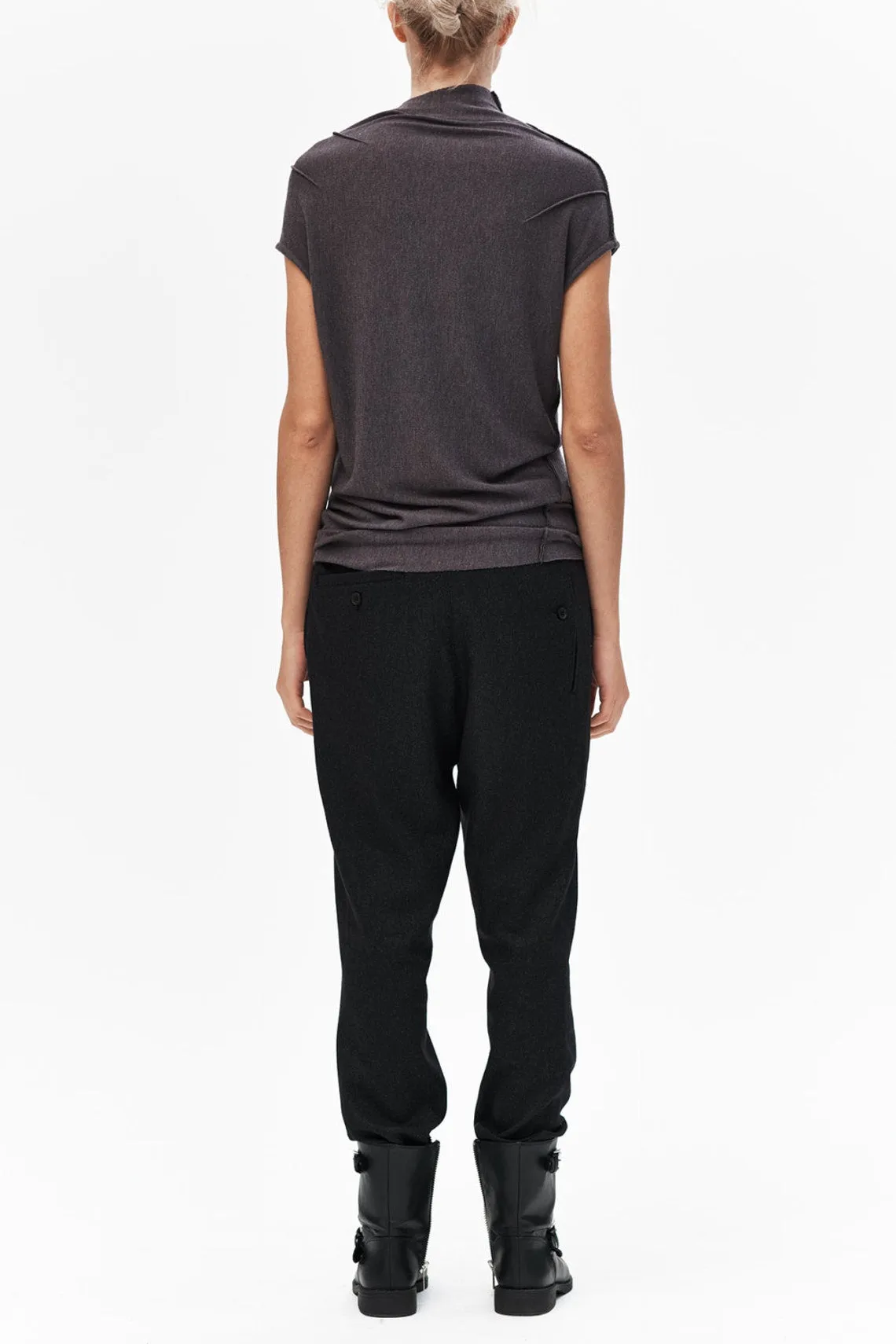 MINIMALIST CAP SLEEVED TOP