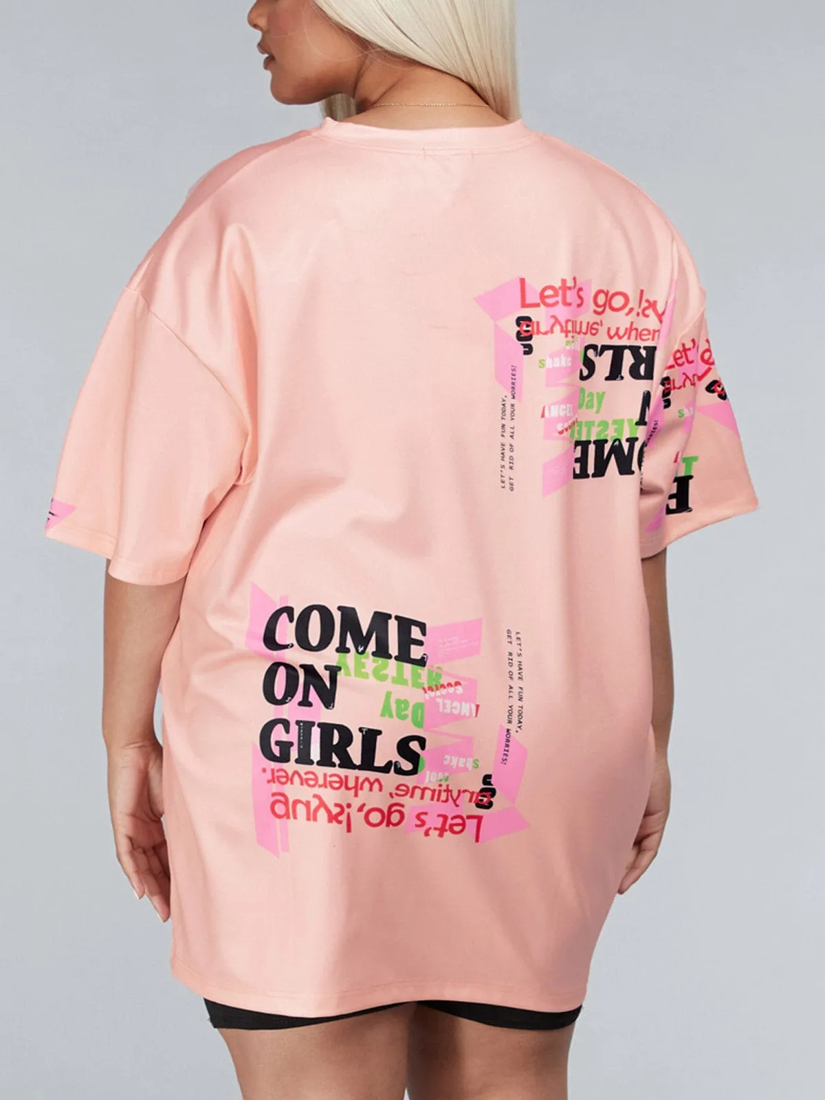 PLUS SIZE SHORT SLEEVE GRAPHIC PRINT TOP