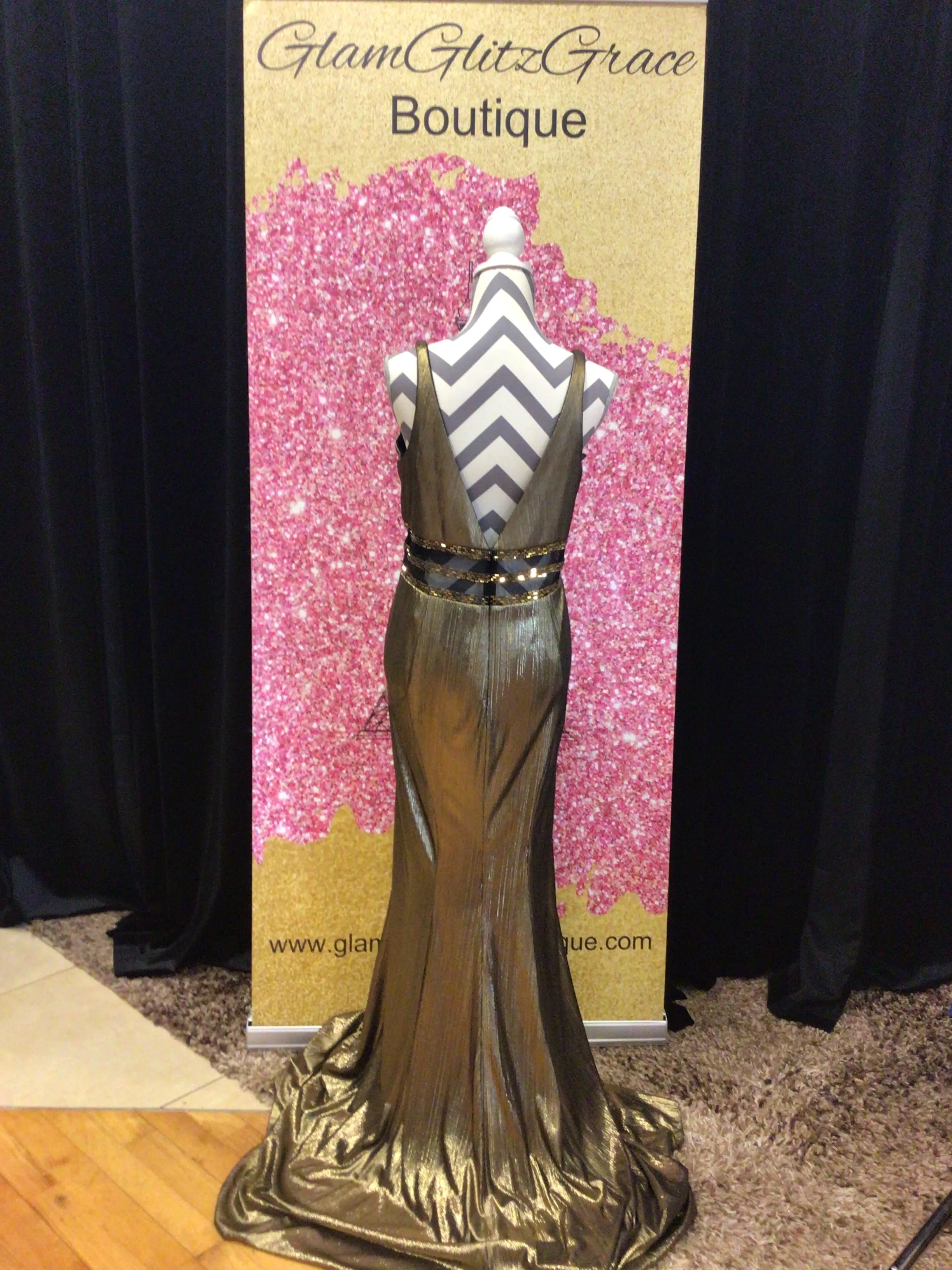 Plus Size V-neck Spaghetti Strap Dress With Bling