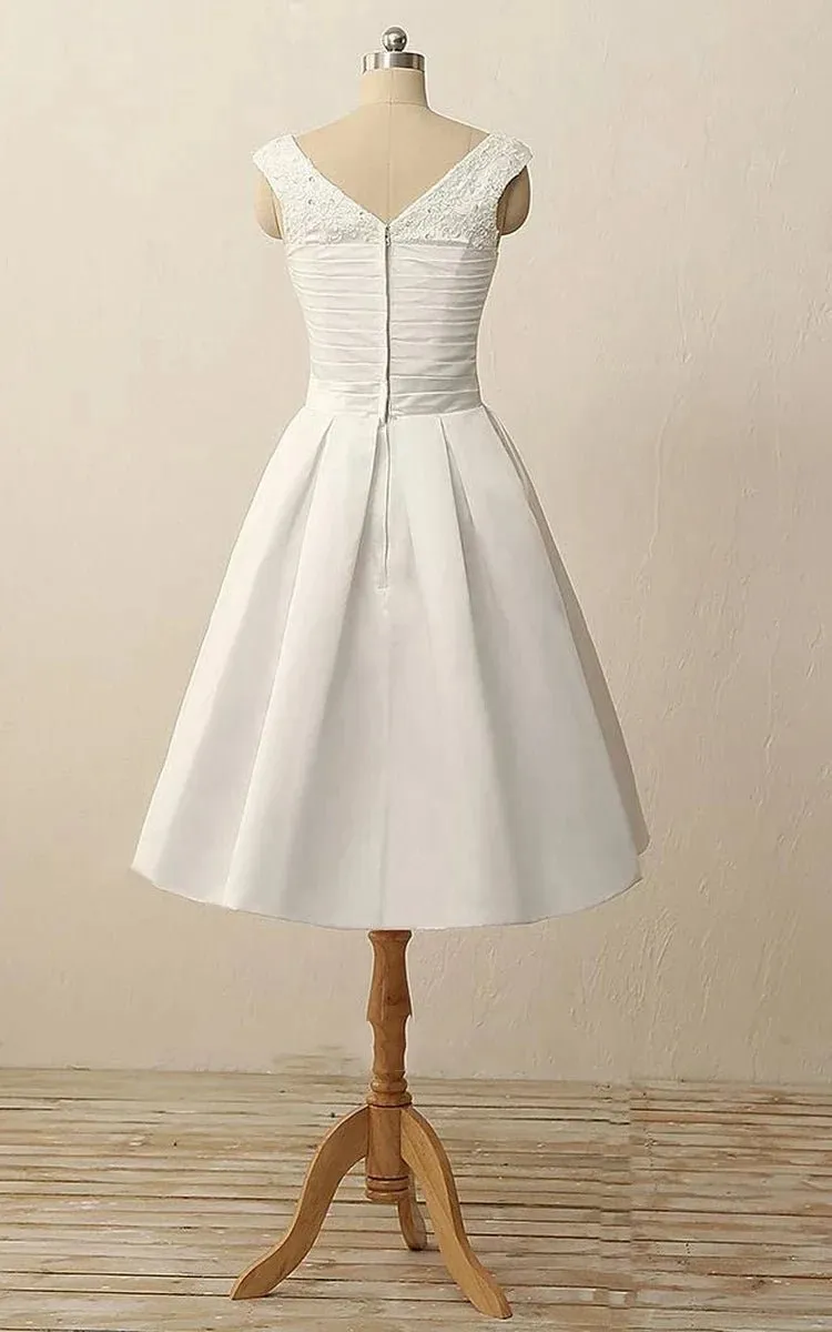 Short V-Neck Pleats Beading Appliques Zipper Satin Wedding Dresses