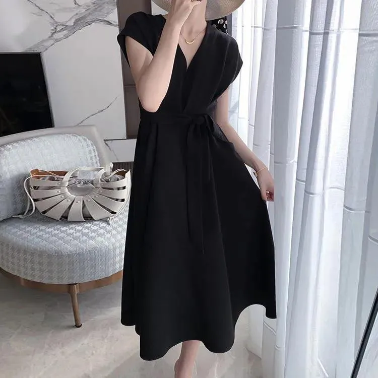 Super Fairy Sweet V-neck Dress White Waist Was Thin and Gentle Style Ladies Temperament Long Dress Female Summer
