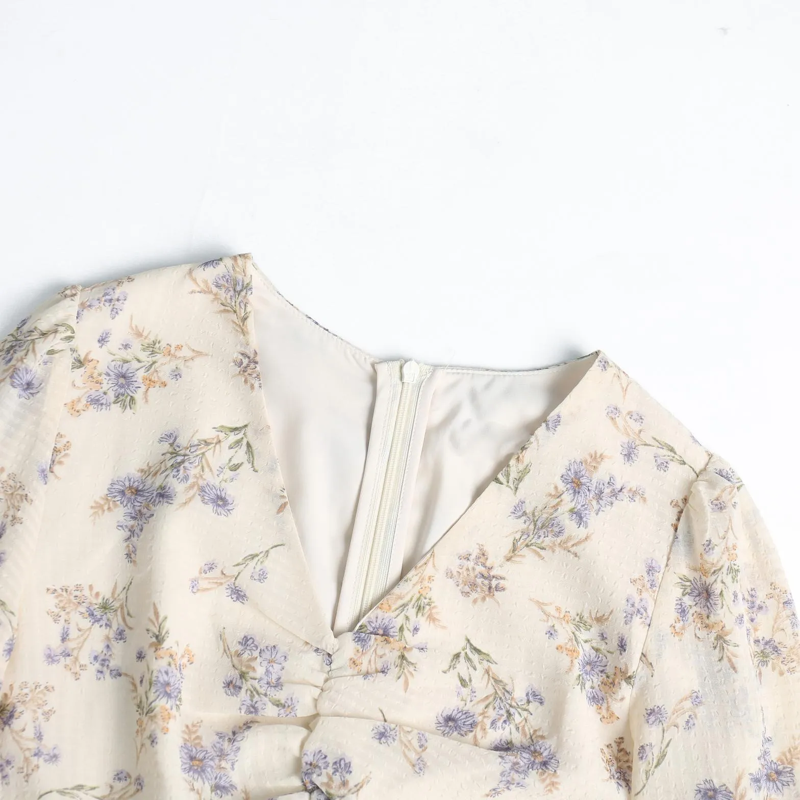 Women's A-Line Mid-Length Floral Print Tea Dress with a V Neck