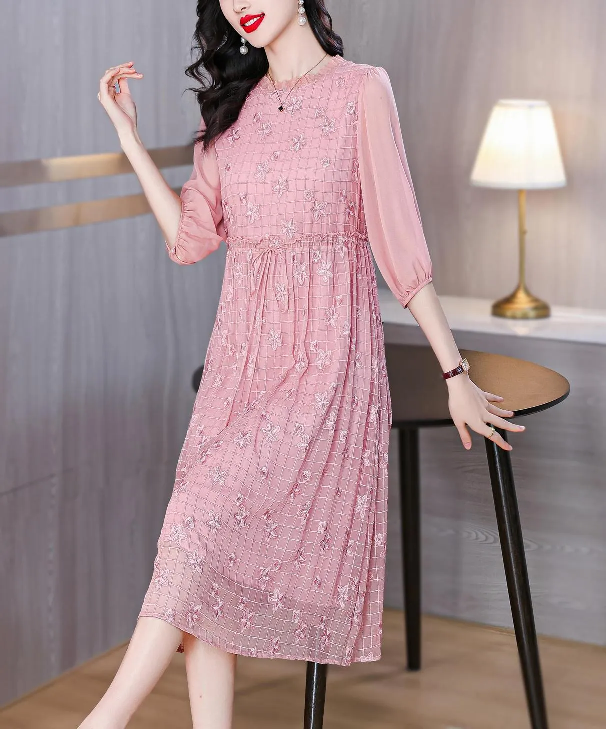 Women's Broderie Tulle Hem Dress with Stylish A-line Cut