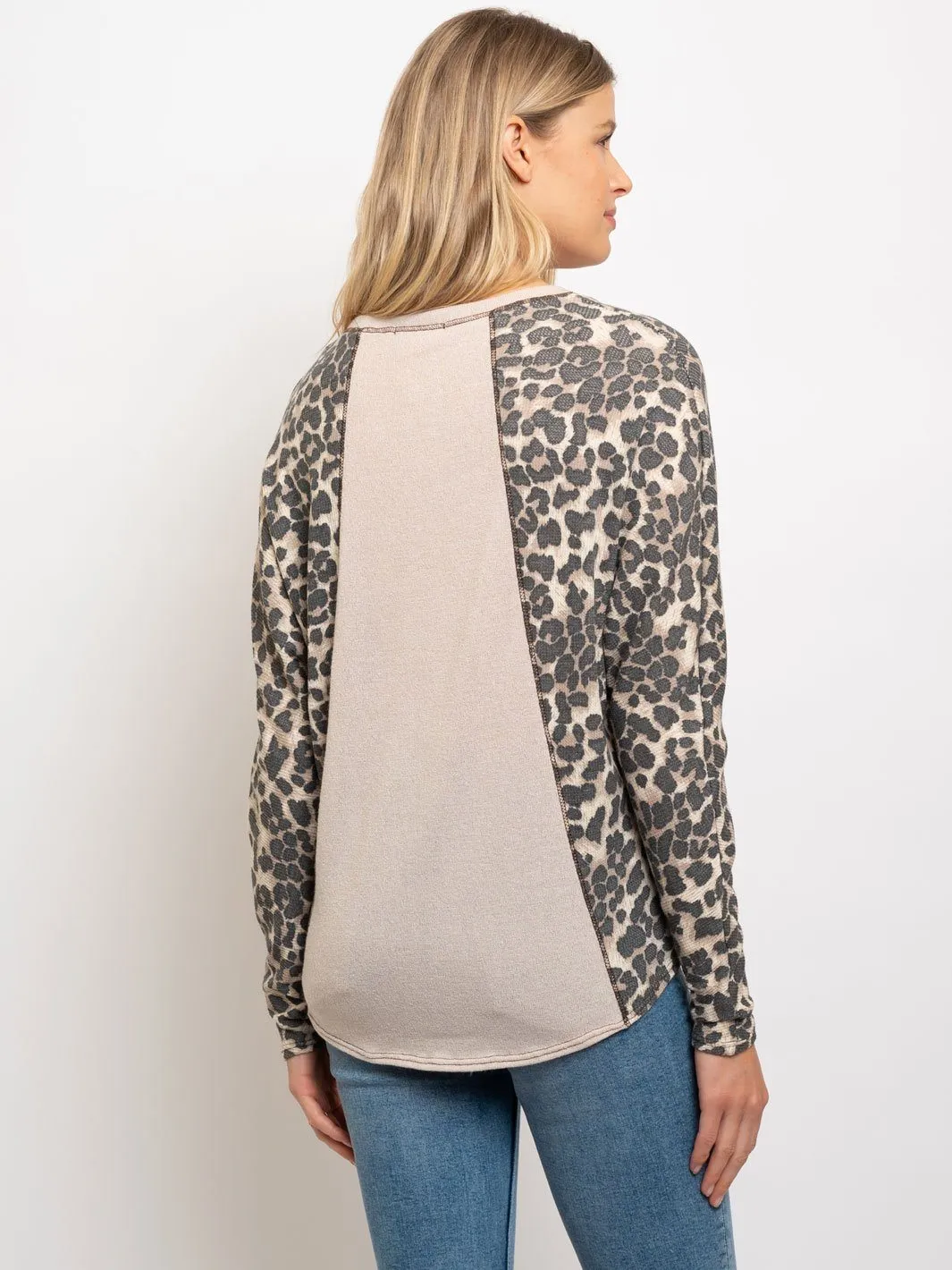 WOMEN'S LEOPARD PRINT DOLMAN BATWING TOP