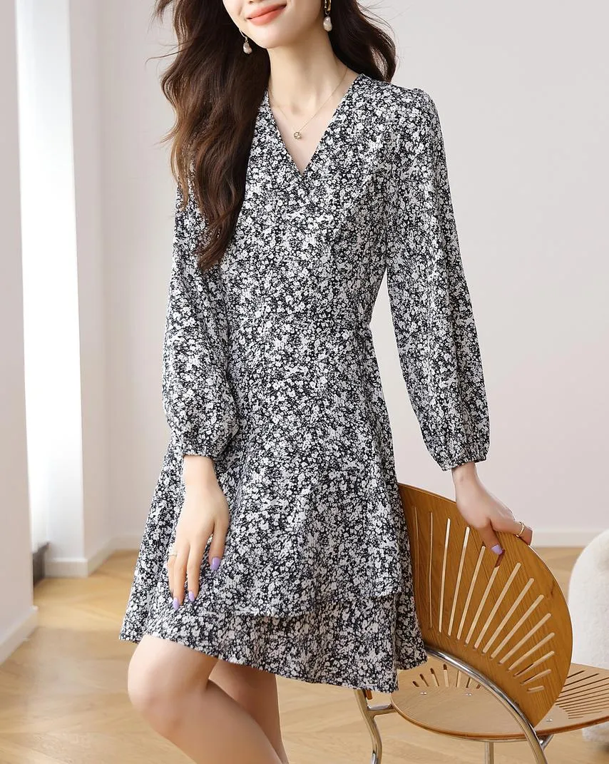 Women's Long Sleeve Mini Dress in Beautiful Floral Print