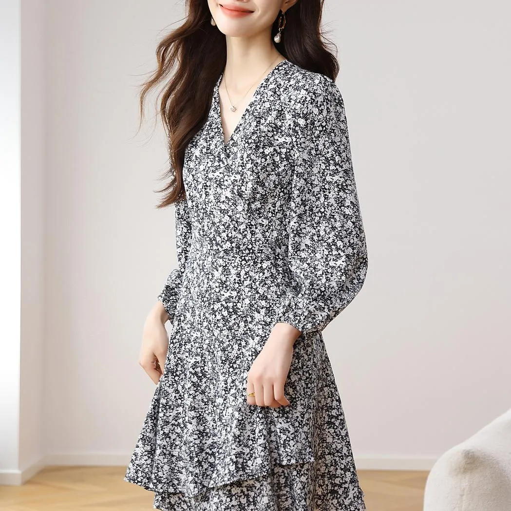 Women's Long Sleeve Mini Dress in Beautiful Floral Print
