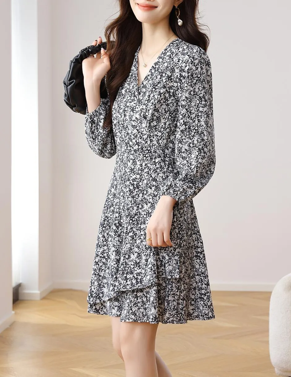 Women's Long Sleeve Mini Dress in Beautiful Floral Print