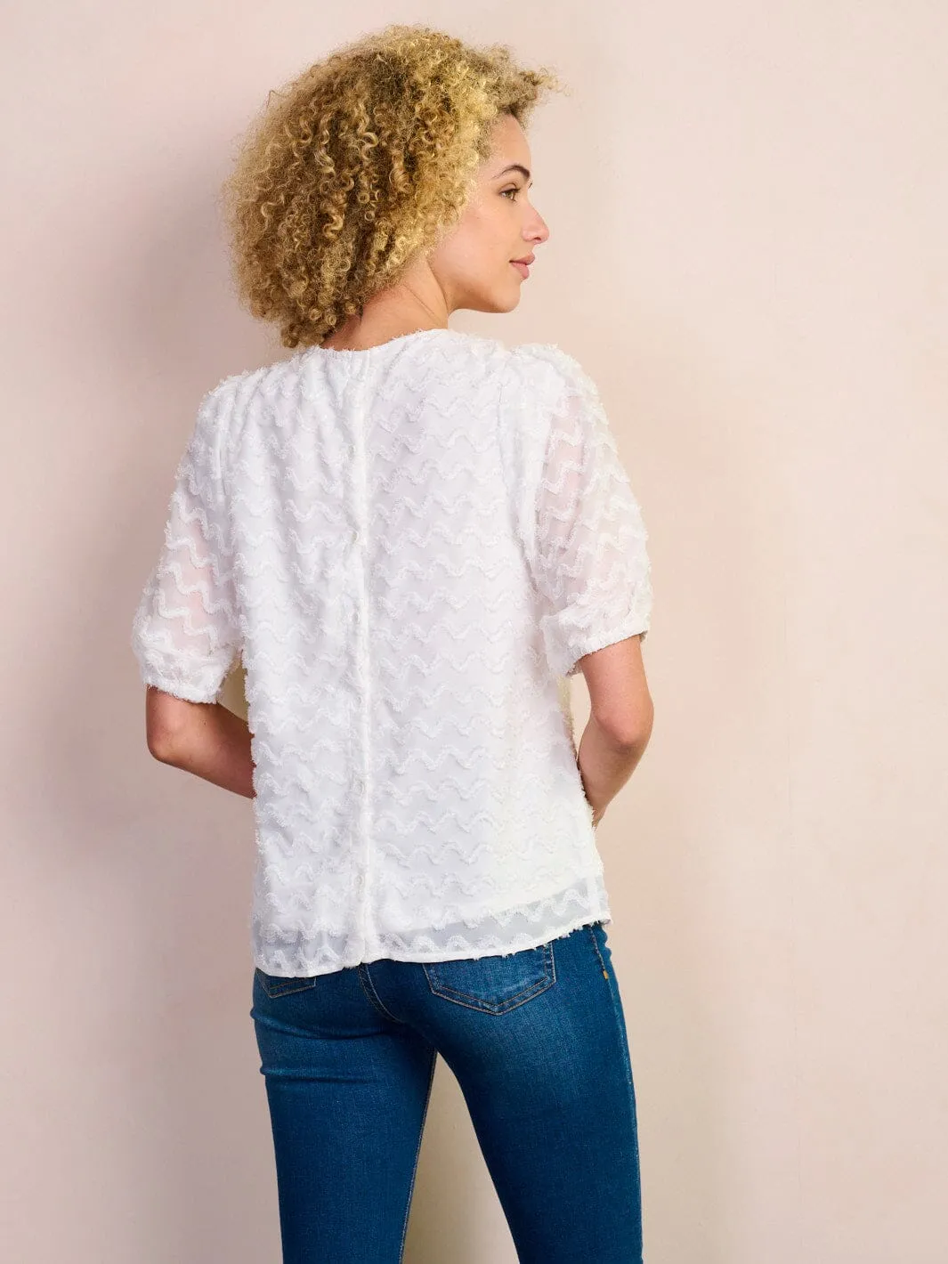 WOMEN'S SHORT SLEEVE DETAILED BLOUSE TOP