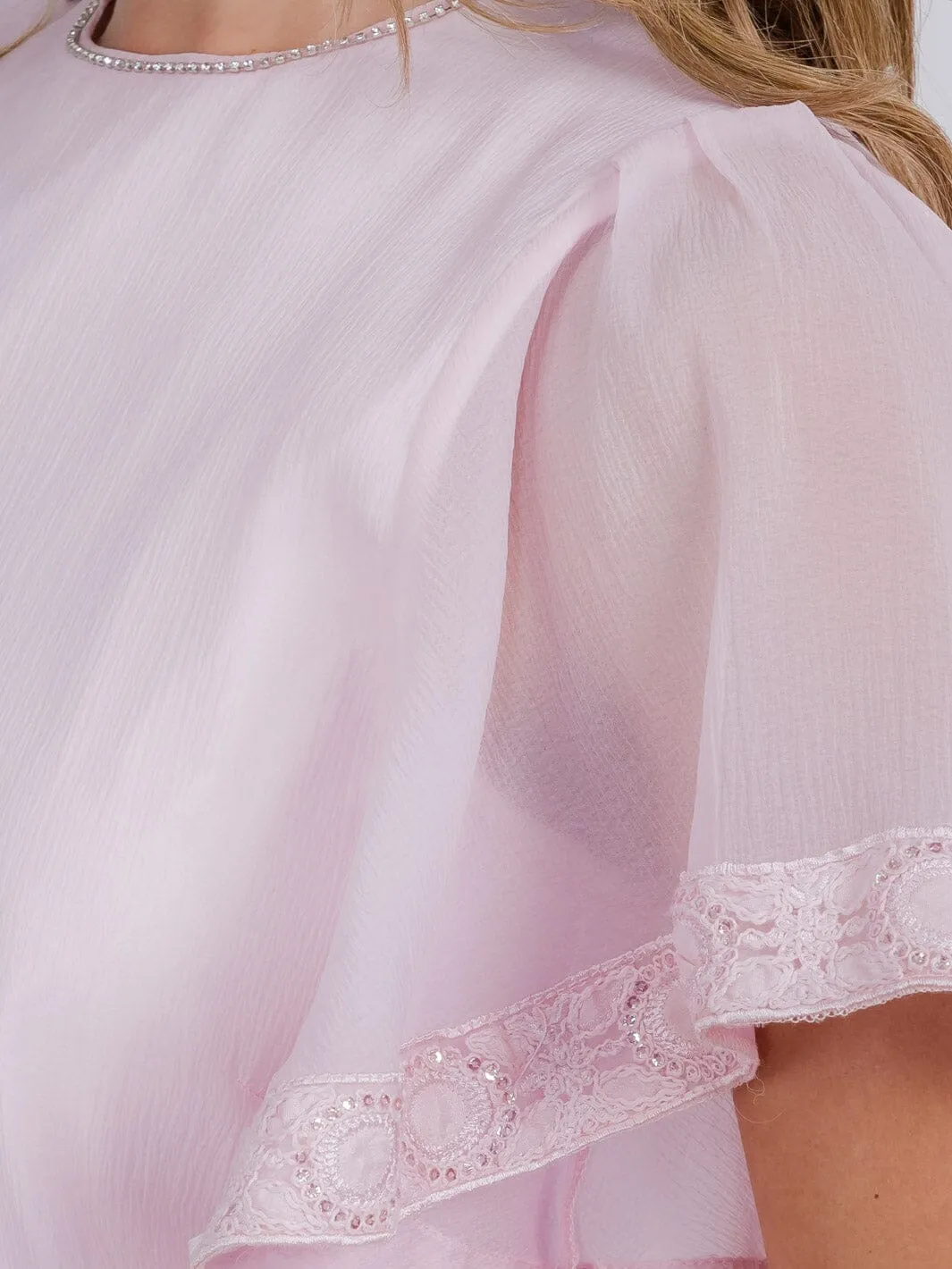 WOMEN'S SHORT SLEEVE TRIM DETAILED  BLOUSE