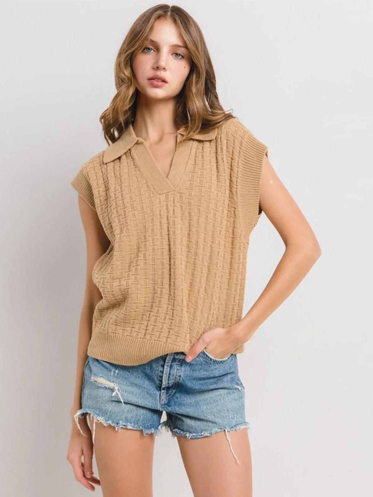 WOMEN'S SHORT SLEEVE V-NECK COLLAR KNITTED BLOUSE