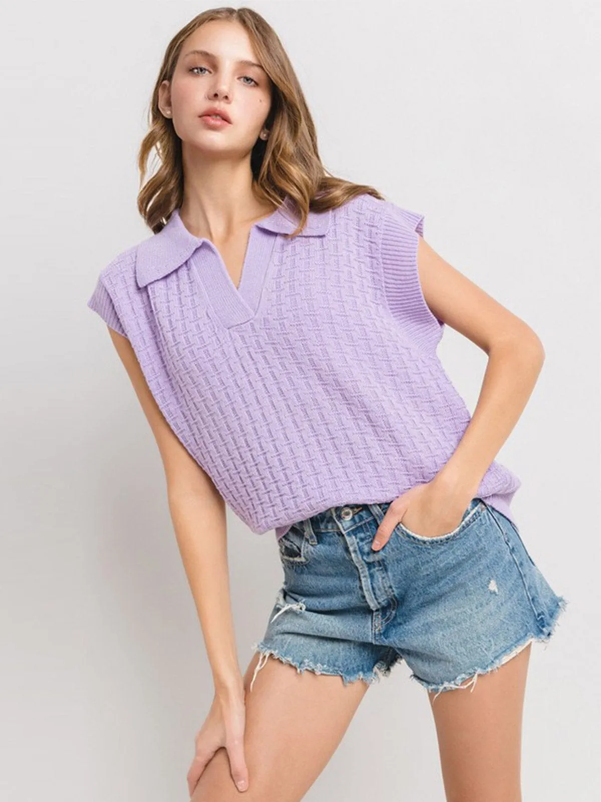 WOMEN'S SHORT SLEEVE V-NECK COLLAR KNITTED BLOUSE