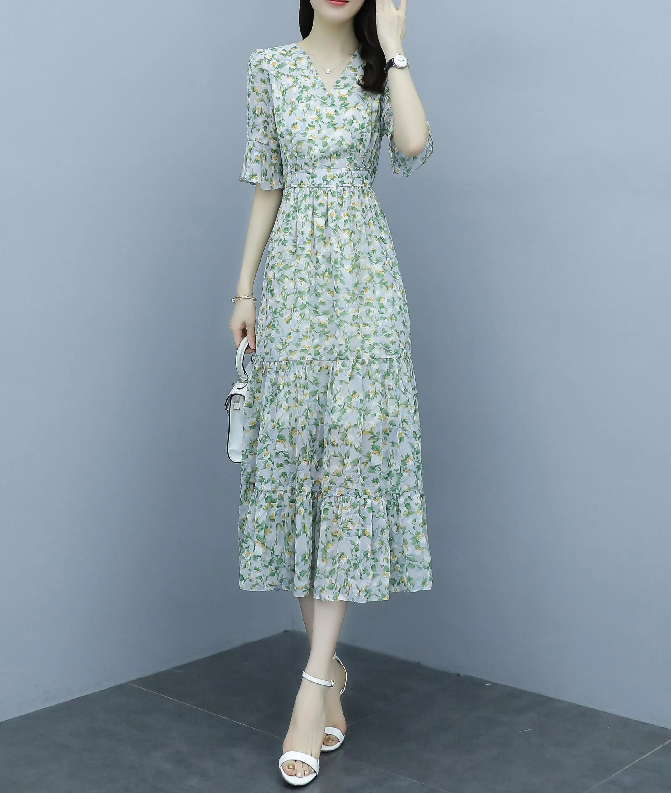 Women's Slinky Cotton Poplin Floral Tea Tea Dress for Summer