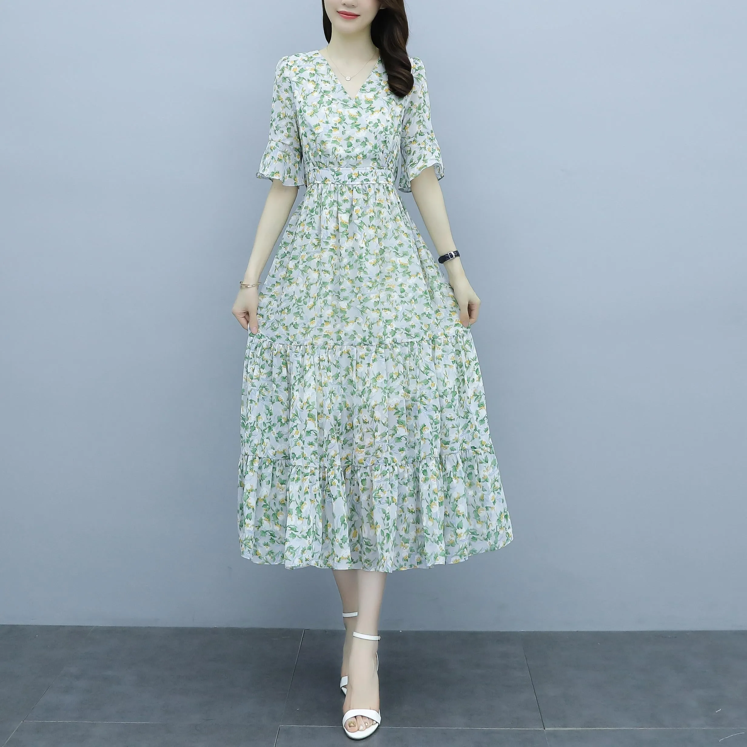 Women's Slinky Cotton Poplin Floral Tea Tea Dress for Summer