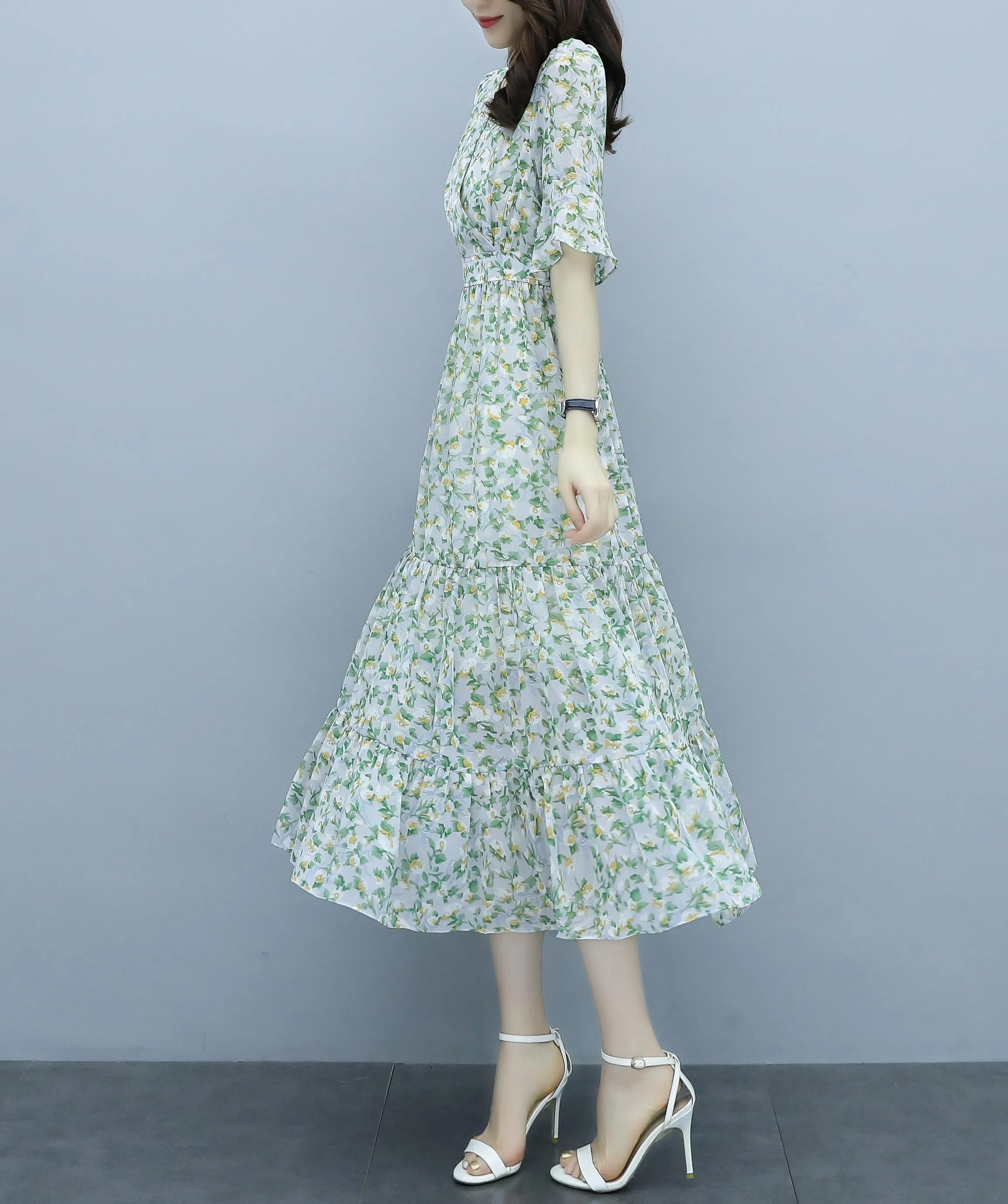 Women's Slinky Cotton Poplin Floral Tea Tea Dress for Summer